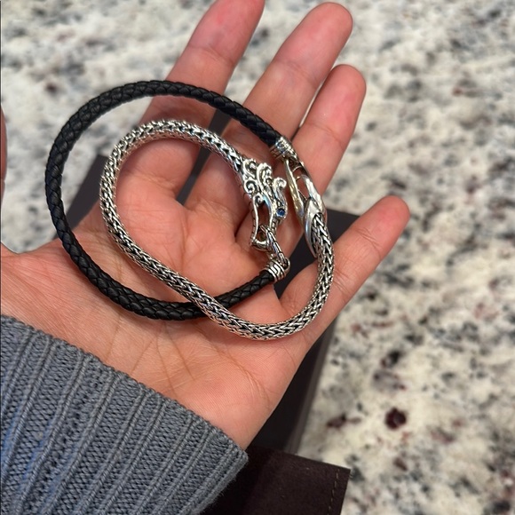 John Hardy Black and Silver Men's Bracelet - Picture 5 of 6